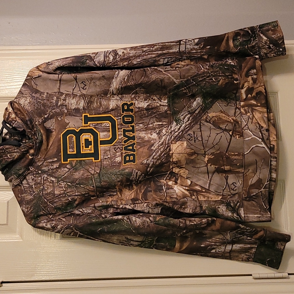 Baylor Men's small camouflage pullover
